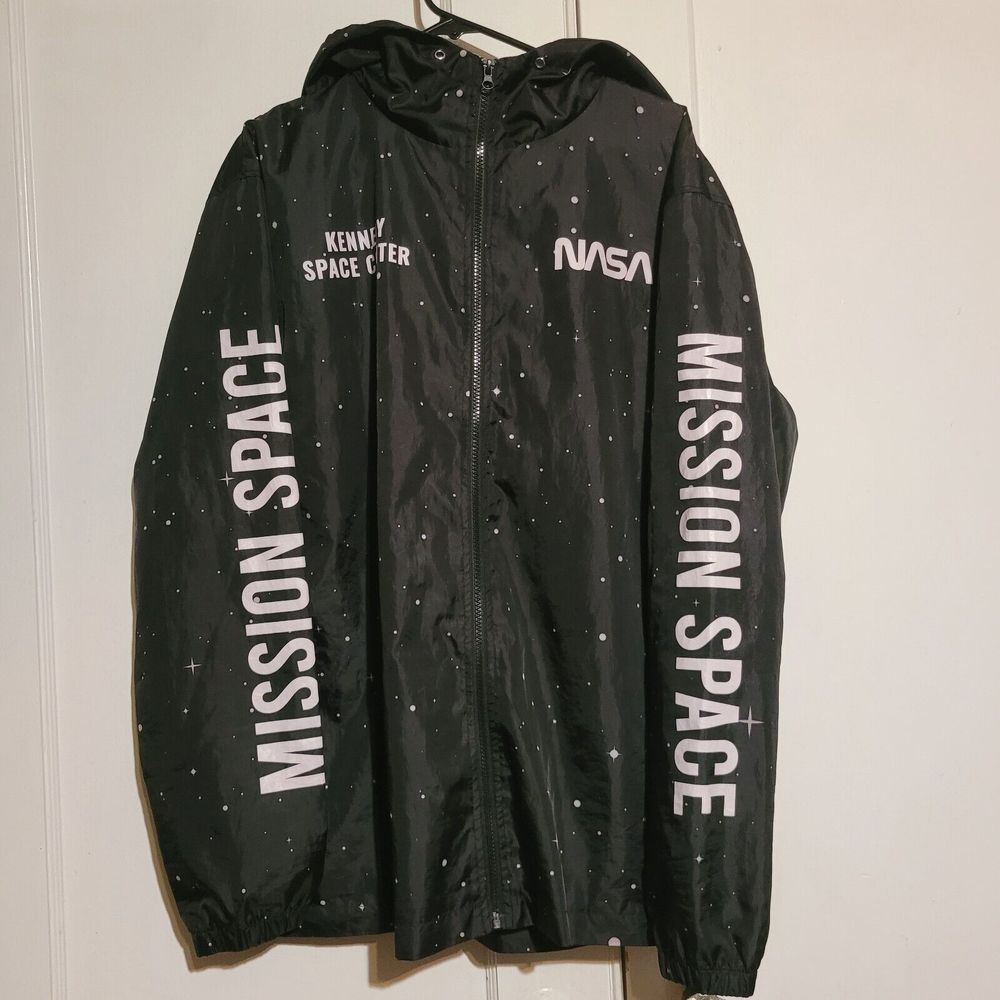 NASA Kennedy Space Center Windbreaker Mens Size L Astronaut Hoodie Jacket